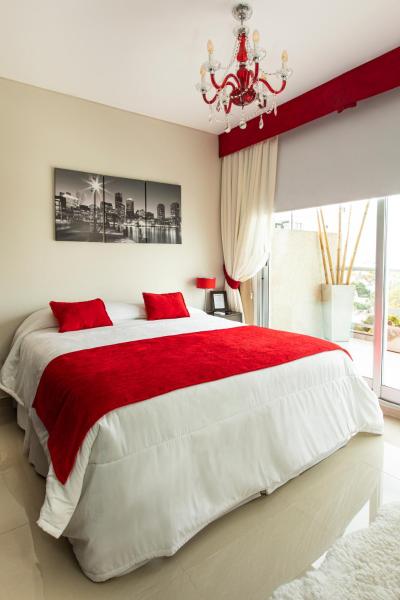Na zdjęciu widoczny jest obiekt Hotel Boutique Devoto położony w mieście Sáenz Peña.