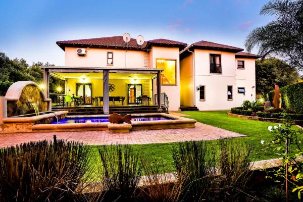 A la foto es mostra l'objecte The Wild Olive Guest House situat a la ciutat de Centurion.