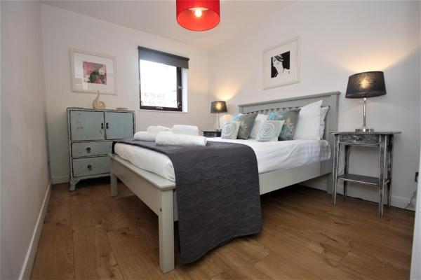 Bijou Merchant City Apartment with Parking (Albion 1), Glasgow