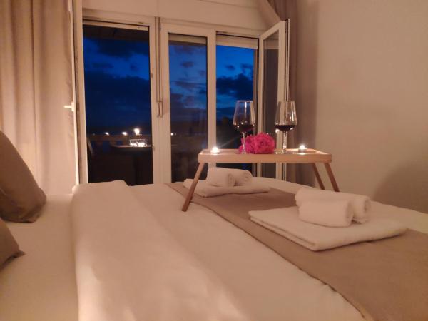 Bild 5: Sunset by the sea