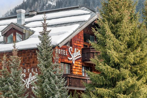 Na zdjęciu widoczny jest obiekt Heart Hotel Sylvia położony w mieście Ischgl.