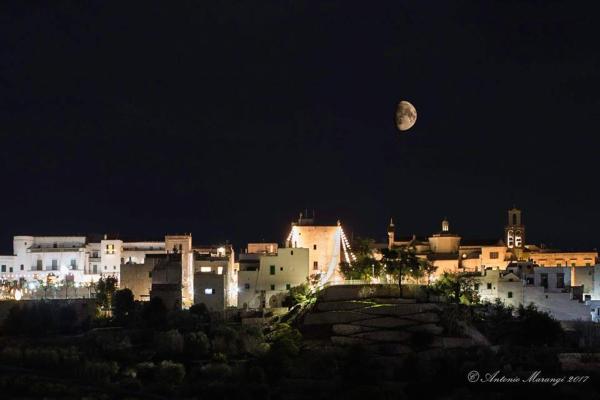 A la foto es mostra l'objecte Tra monti, trulli e mare - Cisternino Valle Itria situat a la ciutat de Cisternino.