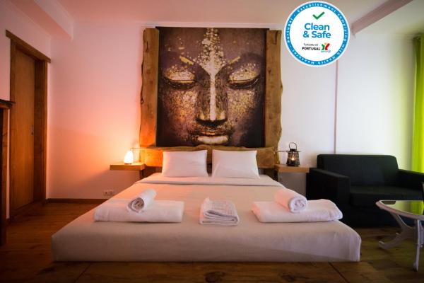 A la foto es mostra l'objecte Modern & Recycled Guest House situat a la ciutat de Machico.