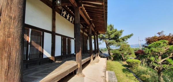 A la foto es mostra l'objecte Ahndong Kimjongtaek Yangsodang situat a la ciutat de Andong.