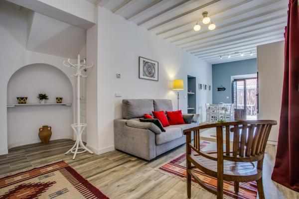 Na fotografii je vidět objekt Casa La Cuadra nacházející se ve městě Brunete.