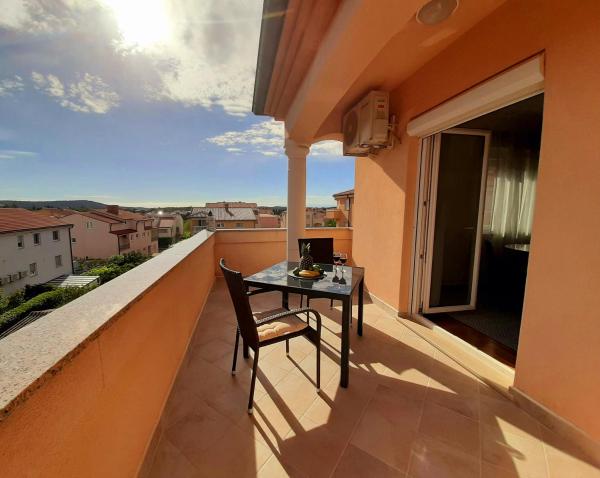 På billedet ses objektet Apartment Beni with balcony in Medulin beliggende i byen Medulin.