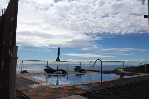 照片显示了位于Tijarafe市的Vivienda Vacacional Capellania con Piscina Tijarafe物件。