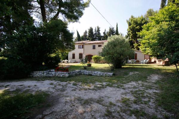 Auf dem Foto ist das Objekt Il Casale Delle Farfalle in der Stadt Sirolo zu sehen.