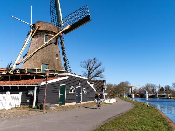 Kuva 3: SWEETS - IJdoornlaanbrug