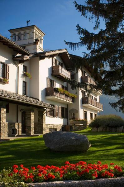 På billedet ses objektet Hotel Milleluci beliggende i byen Aosta.
