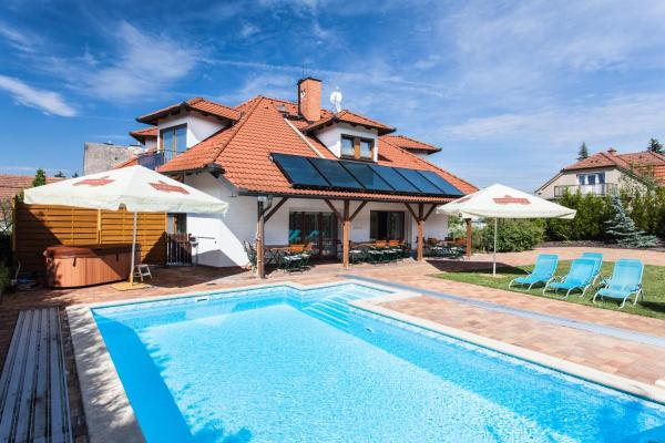 Kuvassa näkyy kohde Depandance Hotel u Crlíků, joka sijaitsee kaupungissa Zastávka.