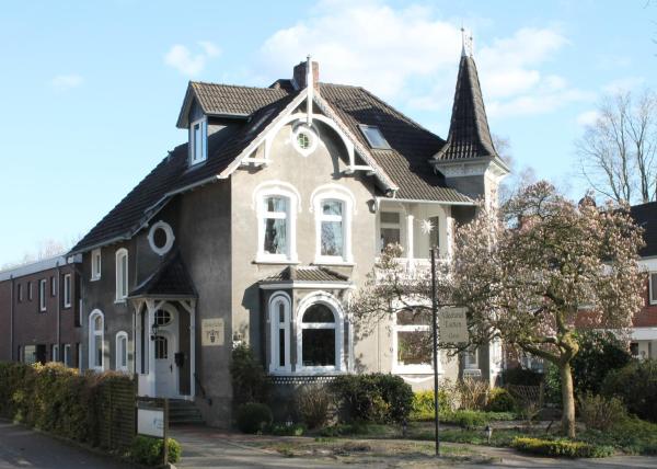 A la foto es mostra l'objecte Alleehotel-Eschen situat a la ciutat de Aurich.