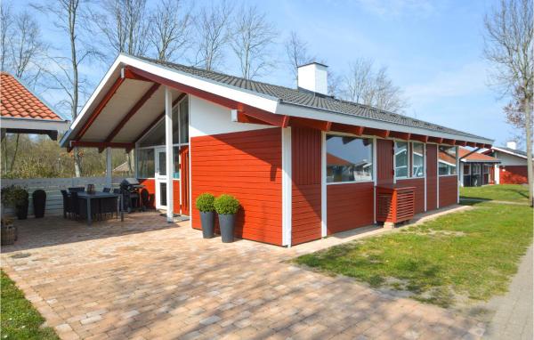 A la foto es mostra l'objecte Lovely Home In Aabenraa With Kitchen situat a la ciutat de Aabenraa.