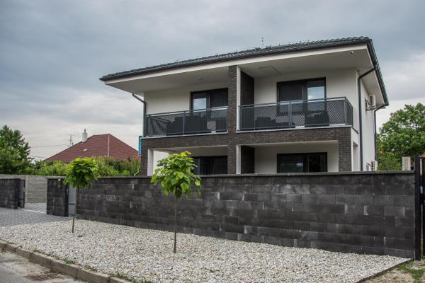 Nella foto è visibile l'oggetto Fresh situato nella città di Ižop.