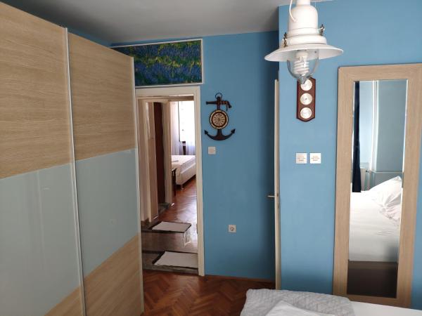 Foto 6: Rab-centar