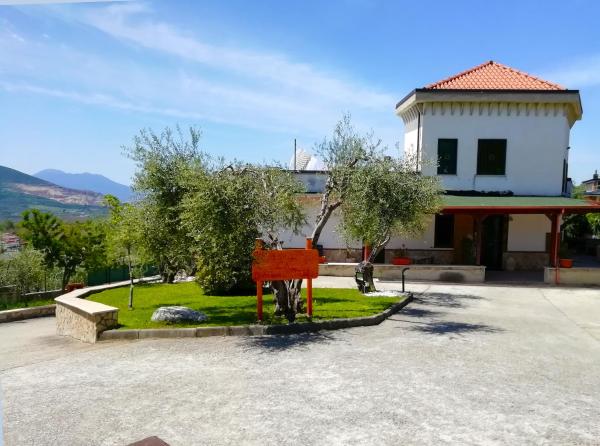 På billedet ses objektet B&B Maison Villa Vittorio beliggende i byen Baiano.