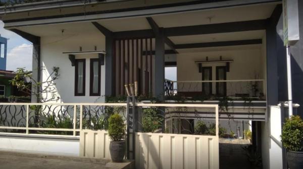 Nella foto è visibile l'oggetto Villa Asri situato nella città di Batu.