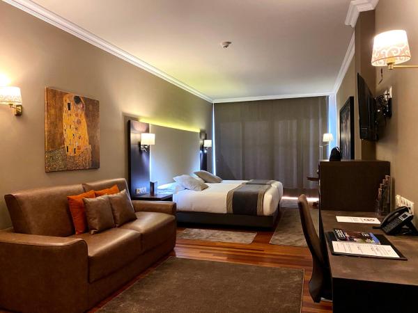 Na fotografii je vidět objekt Hotel Armiñe nacházející se ve městě Basauri.