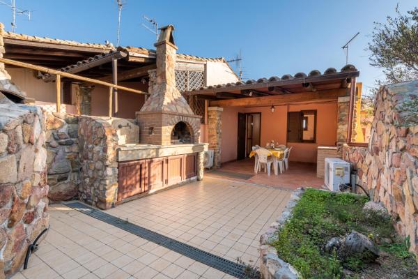 Na fotografii je vidět objekt Villetta Passudedantza nacházející se ve městě Simius.