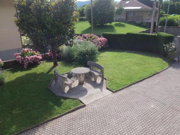 På billedet ses objektet Appartamento con giardino Gemona beliggende i byen Artegna.