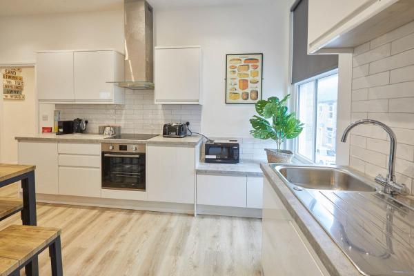 Photo 3 : Host & Stay - Cornerhouse Apartments