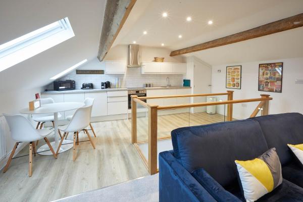 Appartement 2 Chambres — 75 m², Variant 3 - Host & Stay - Cornerhouse Apartments