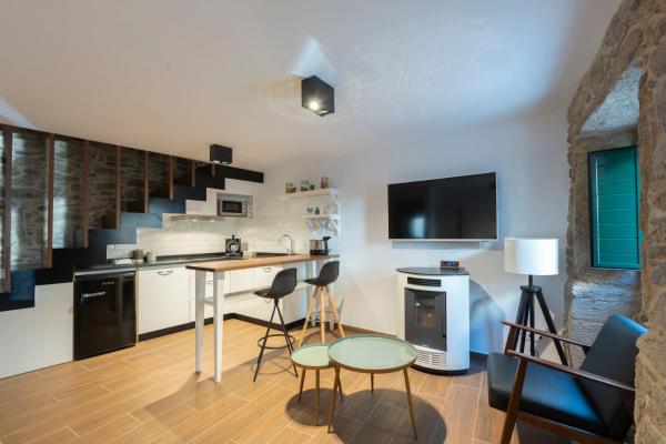 A la foto es mostra l'objecte Casa Xiana situat a la ciutat de Corcubión.