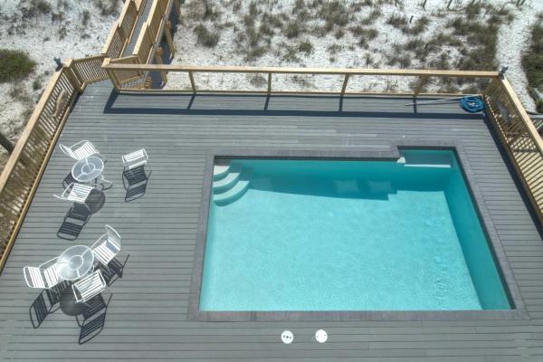 Fotografia 4: Making Waves - Huge Heated Beachfront Pool & Hot Tub! Best In Pcb!
