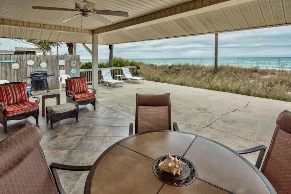 Life's A Beach! Beautiful Private Beachfront Home! Tons Of Space! 2 Greatrooms! - Panama City Beach, FL