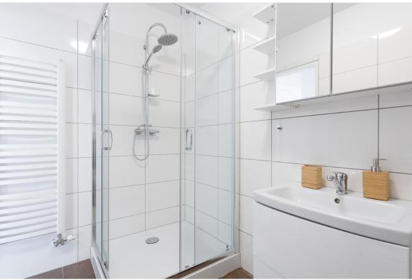 Fotografie 7: Chic & Central l LF40