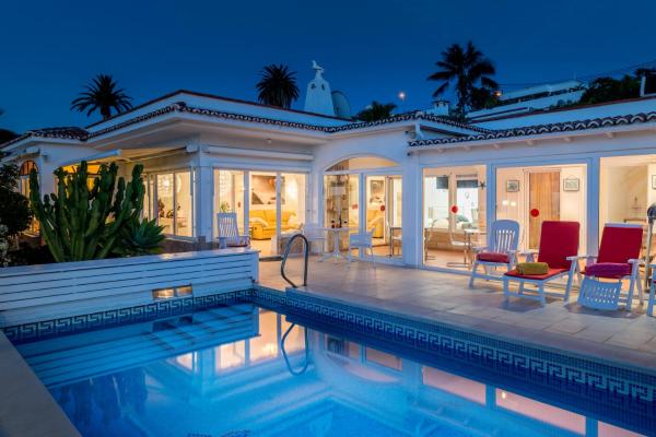 På billedet ses objektet Relaxing villa Heated pool Luxurious views Massage beliggende i byen Santa Úrsula.
