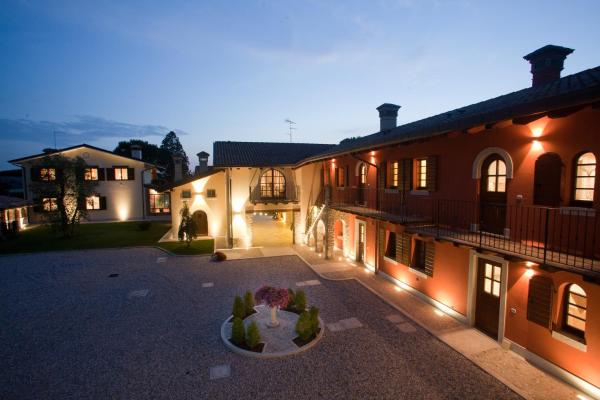 På billedet ses objektet Wine Resort Luisa beliggende i byen Corona.