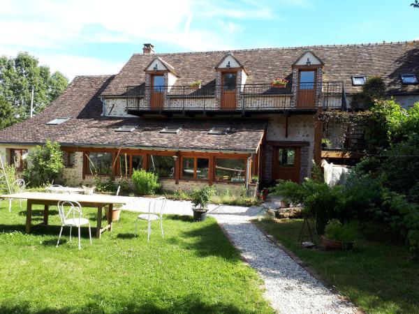 Nella foto è visibile l'oggetto La grange des Blins situato nella città di Vallery.