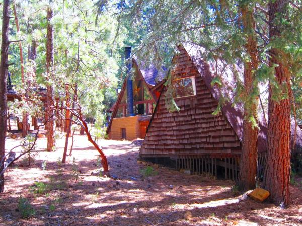 A la foto es mostra l'objecte Always Inn Idyllwild Vacation Cottages situat a la ciutat de Idyllwild.