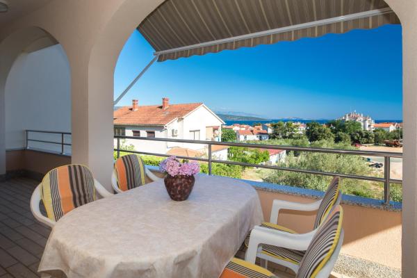 Na fotografii je vidět objekt Apartmani PARADISO nacházející se ve městě Krk.