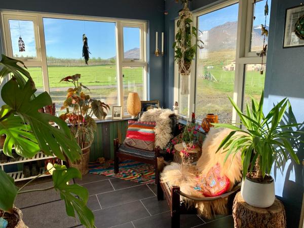 La photo montre l'objet Frostastaðir Guesthouse situé dans la ville de Hofstaðir.