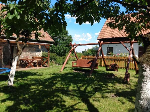 Nella foto è visibile l'oggetto Kamienna Chata situato nella città di Urowo.