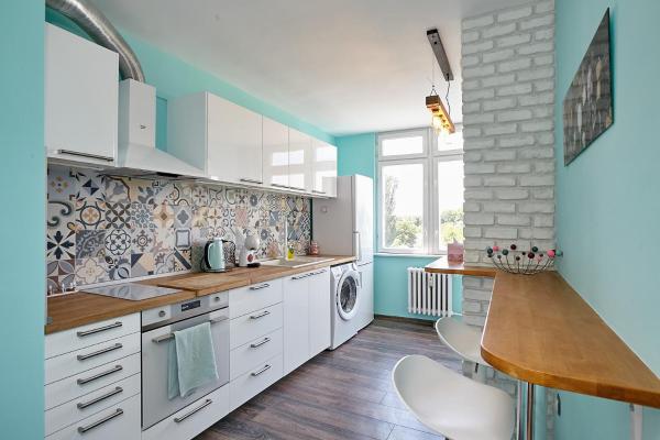 Sunset Smart Home, Warna