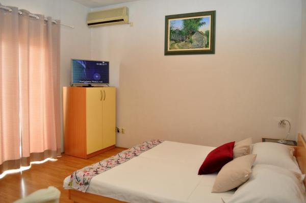 Apartments Veselko - Makarska