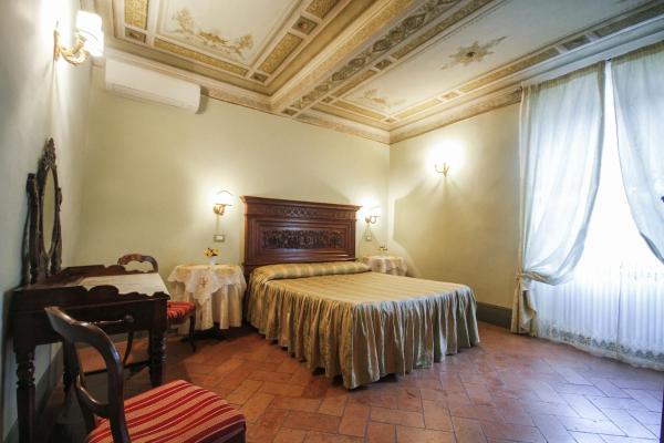 På billedet ses objektet Antica Residenza Cicogna beliggende i byen Siena.
