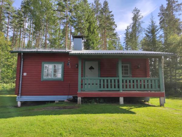 På billedet ses objektet Ekesberget Stugby stuga 10 beliggende i byen Ekshärad.
