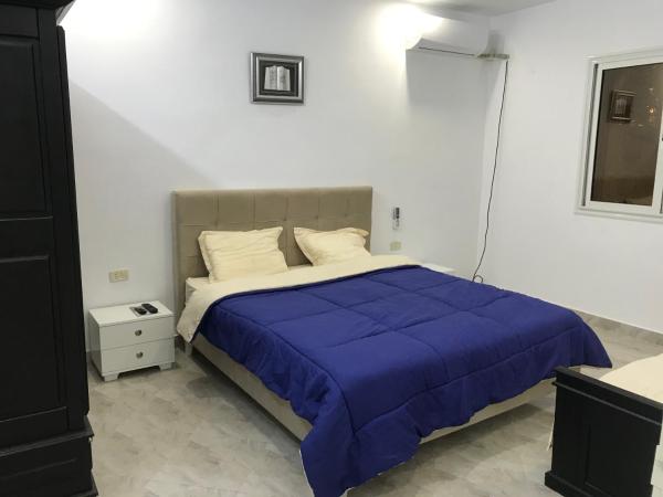 照片显示了位于Es Somaa市的Maison de Vacances Tazarka物件。