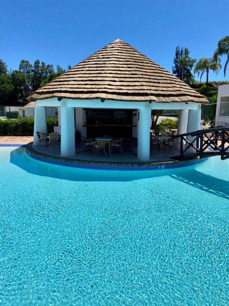 Beautiful Apartment For Rent In Quinta Do Lago With Excellent Resort Facilities Close To Lake And Beach. - Almancil