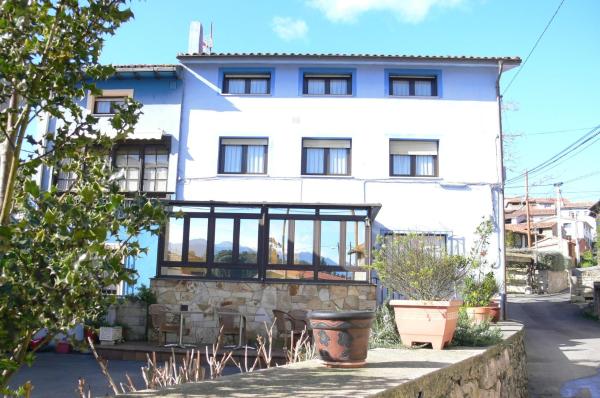 A la foto es mostra l'objecte Casa Mariví situat a la ciutat de Posada.