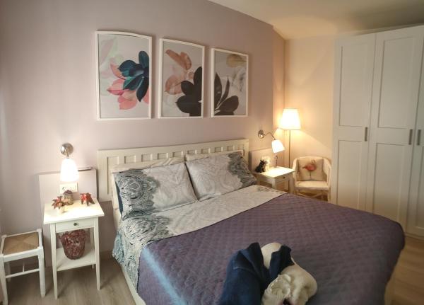 Na zdjęciu widoczny jest obiekt Lagunillas Travel Apartment BY NAMASTE ELITE położony w mieście Malaga.