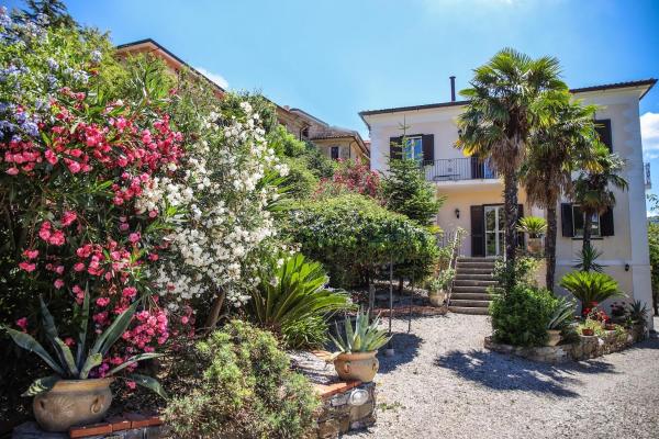 A la foto es mostra l'objecte B&B La Residenza Torchiara situat a la ciutat de Torchiara.