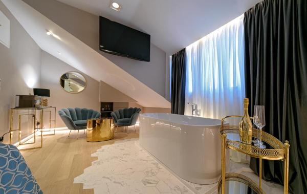照片显示了位于Split市的Lumiere Luxury Rooms物件。
