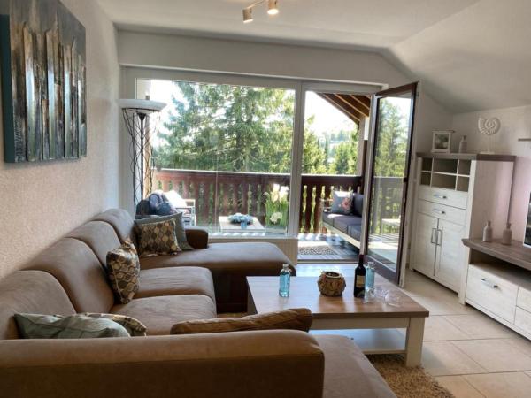Nella foto è visibile l'oggetto Ferienwohnung Kappeblick direkt am Skikarussell u. Bike-Park situato nella città di Winterberg.
