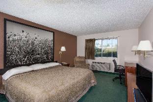 Kuva 8: Super 8 by Wyndham Richmond