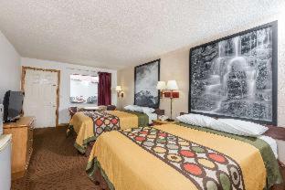 Super 8 by Wyndham Bridgeport/Clarksburg Area photo 5